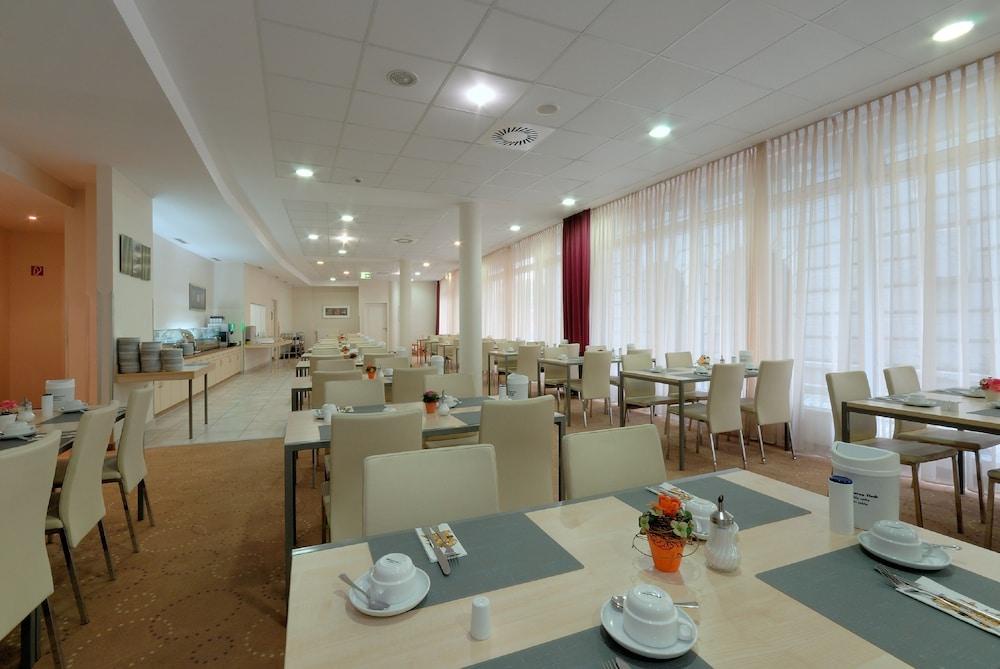 B&B Hotel Berlin-Mitte Ngoại thất bức ảnh