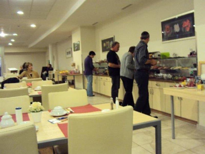 B&B Hotel Berlin-Mitte Ngoại thất bức ảnh