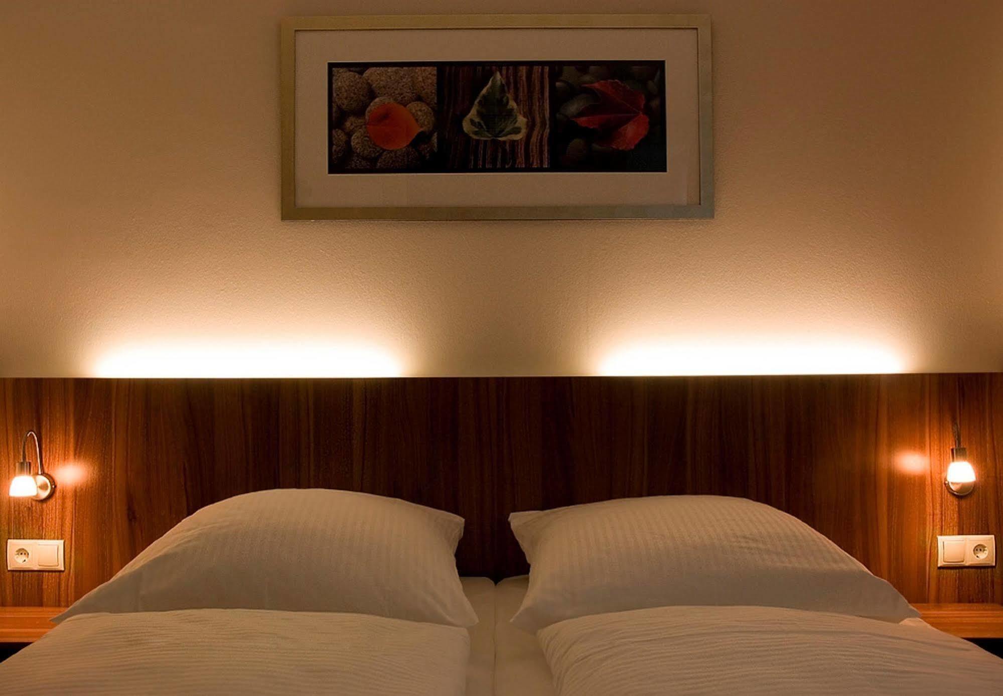B&B Hotel Berlin-Mitte Ngoại thất bức ảnh